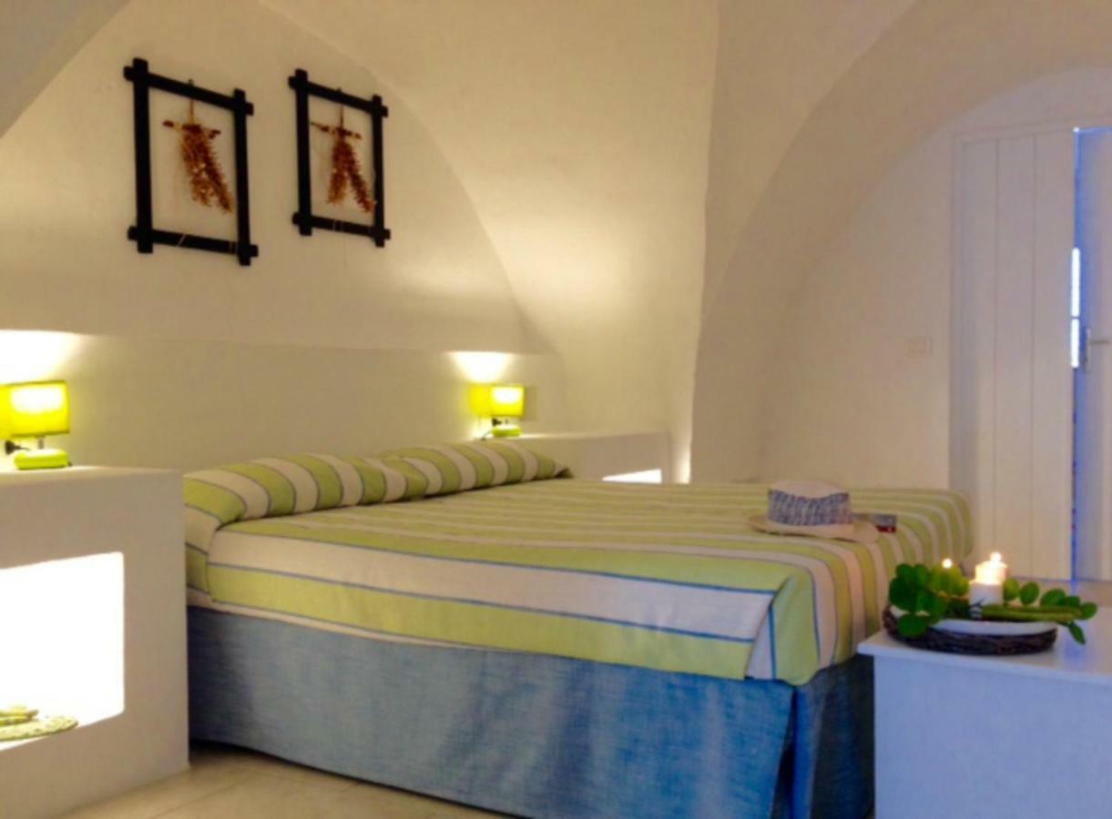 Oltre Gli Ulivi Panzió Ostuni Kültér fotó